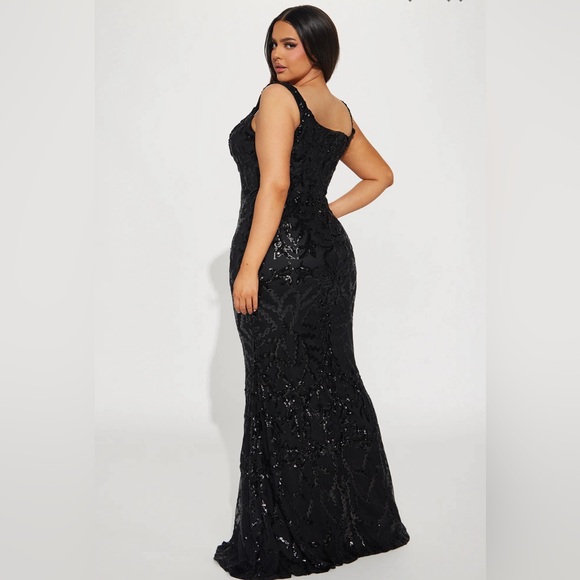 FashionNOVA formal black dress
2XL New with Tags - Picture 2 of 2